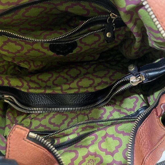 OrYANY Large Multi Pocket Pebble Leather Brown Black Bag - Picture 13 of 16